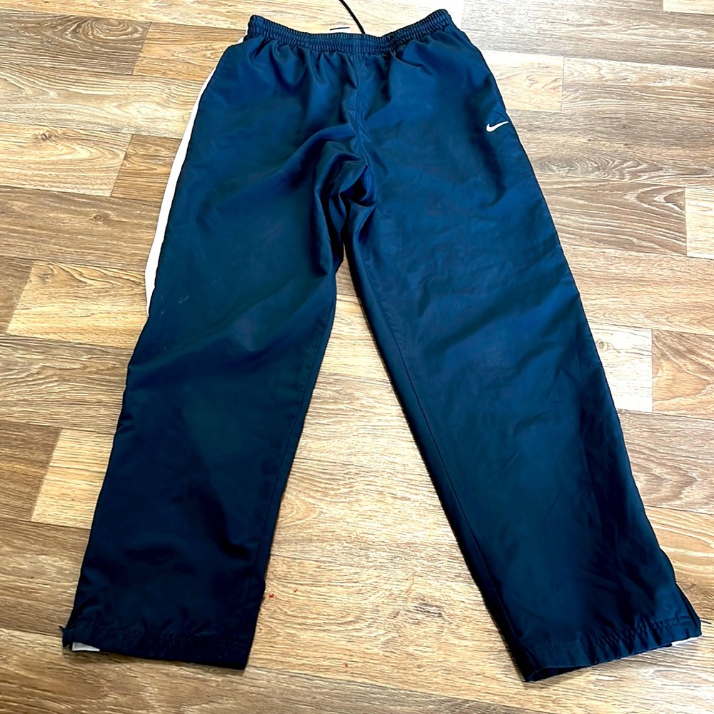 Mens medium Nike athletic pants navy with white stripe